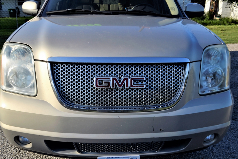 concession-auto-BENDEJUN-min_gmc-yukon-truck-grill-2828425